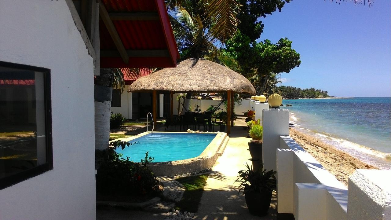 Garcia Hernandez Bamboo Beachhouse Dormitory מראה חיצוני תמונה