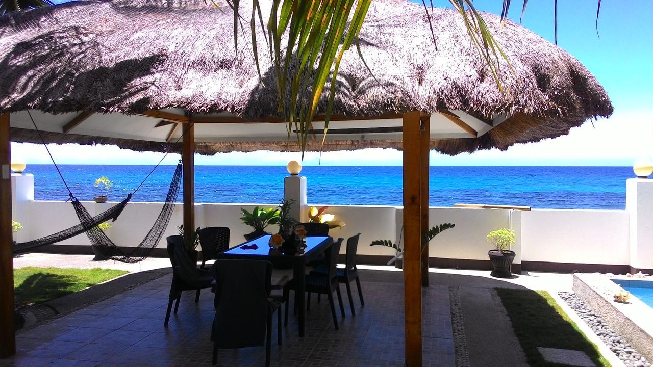 Garcia Hernandez Bamboo Beachhouse Dormitory מראה חיצוני תמונה