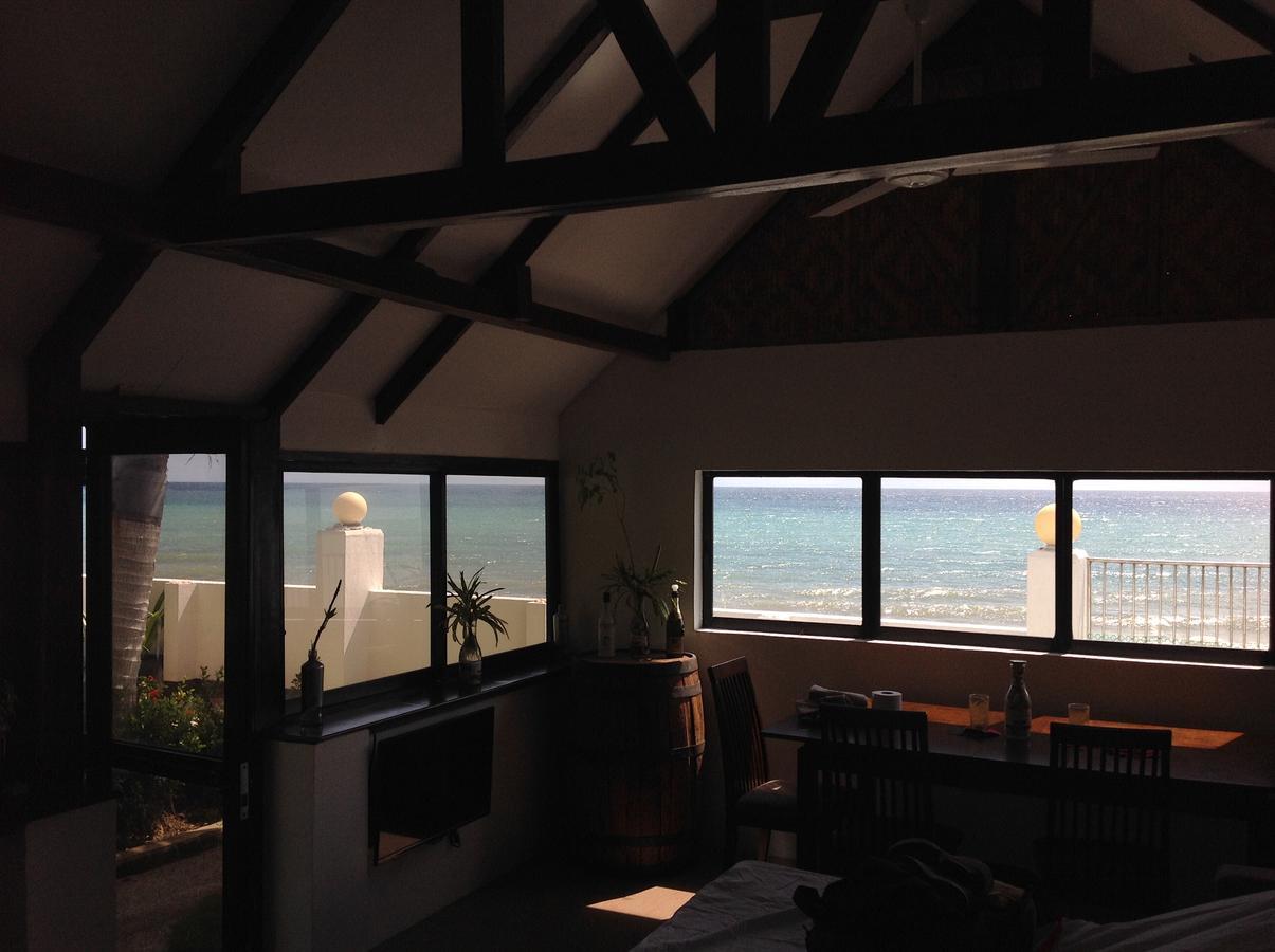 Garcia Hernandez Bamboo Beachhouse Dormitory מראה חיצוני תמונה
