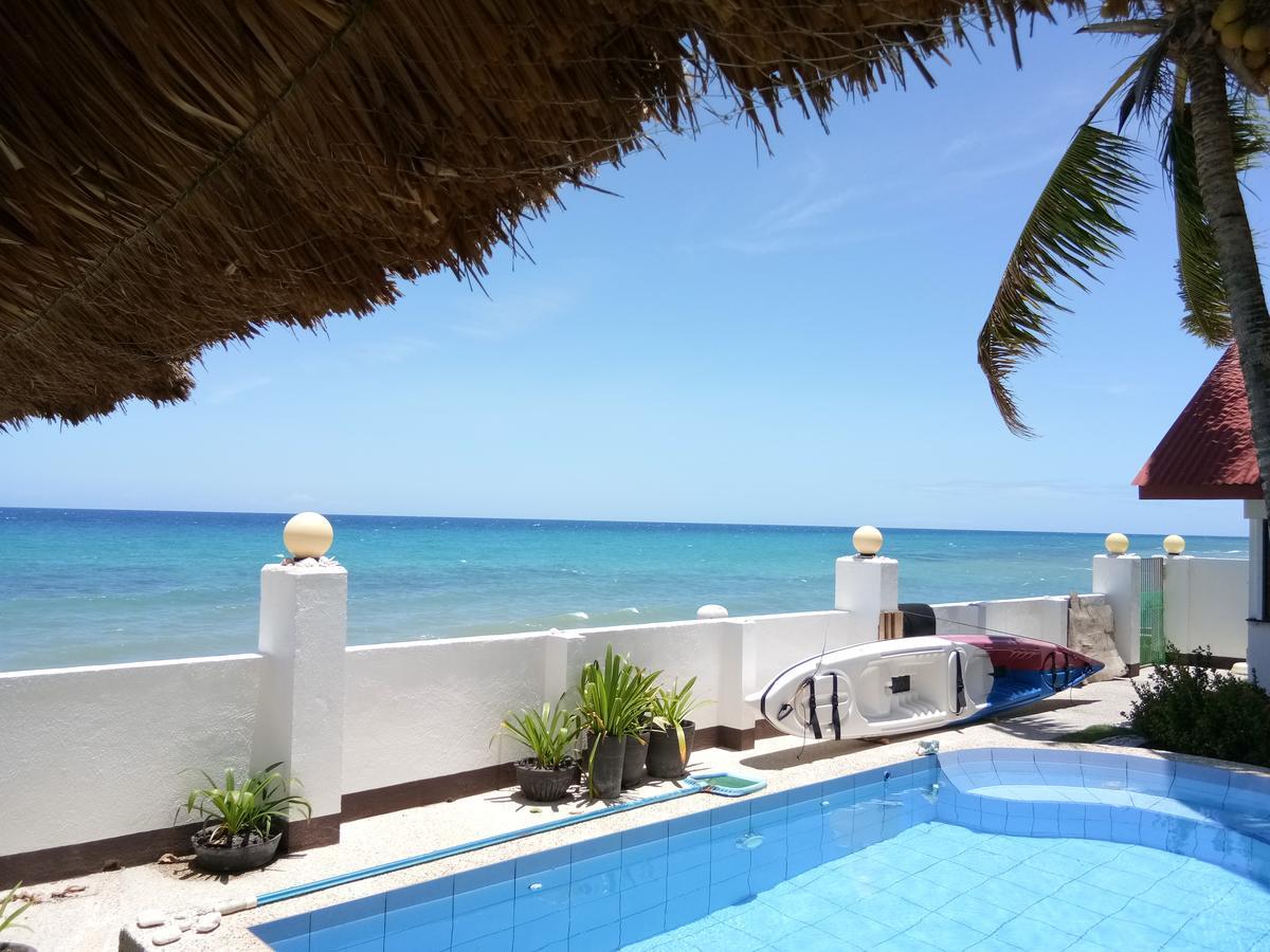 Garcia Hernandez Bamboo Beachhouse Dormitory מראה חיצוני תמונה
