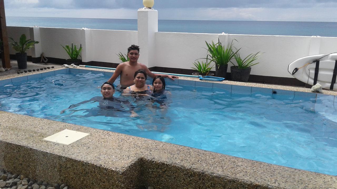 Garcia Hernandez Bamboo Beachhouse Dormitory מראה חיצוני תמונה